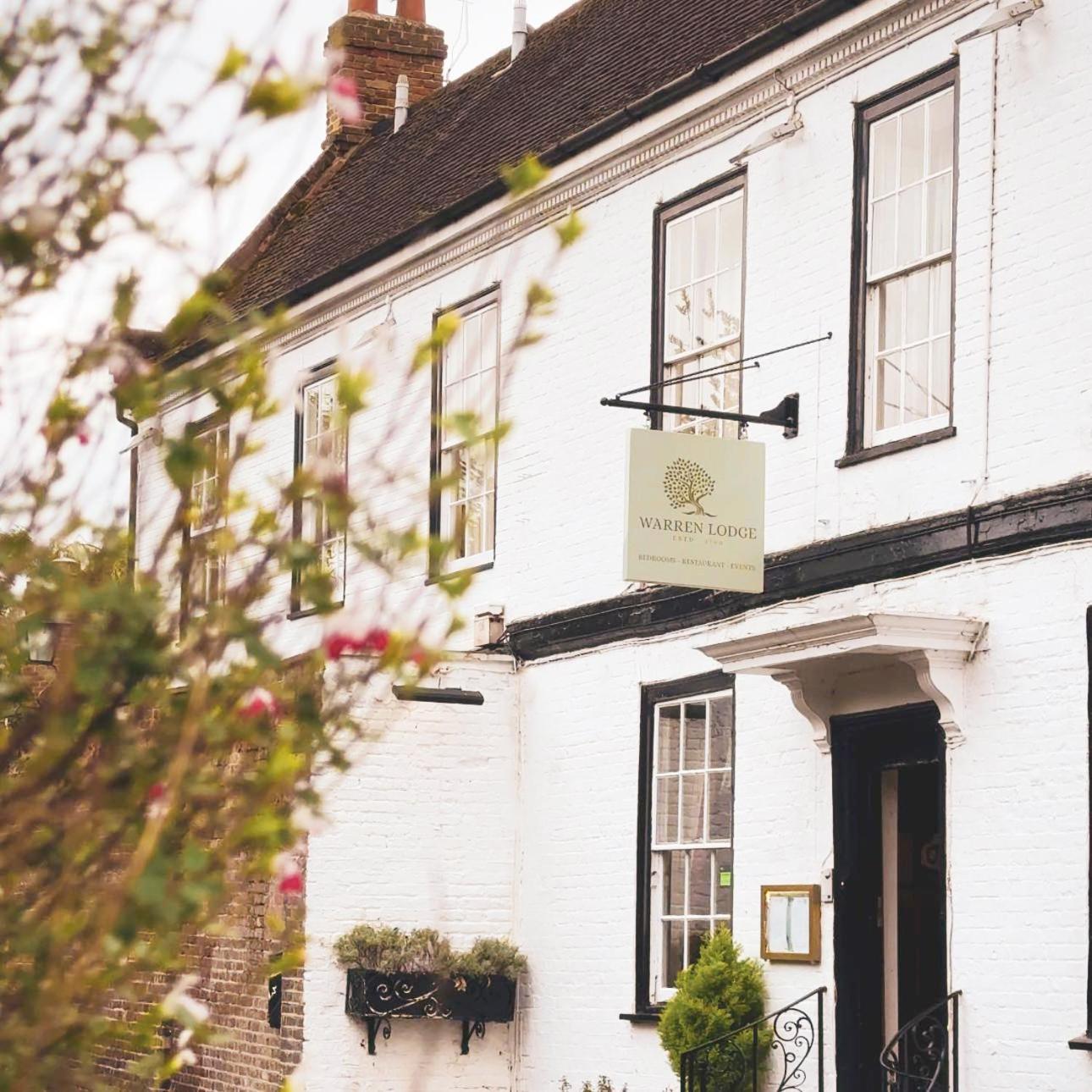 Warren Lodge Shepperton Luaran gambar
